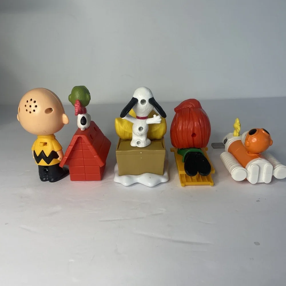 Lot Of Peanuts McDonald's Toys Charlie Brown‎ Peppermint Patty Snoopy NASA
